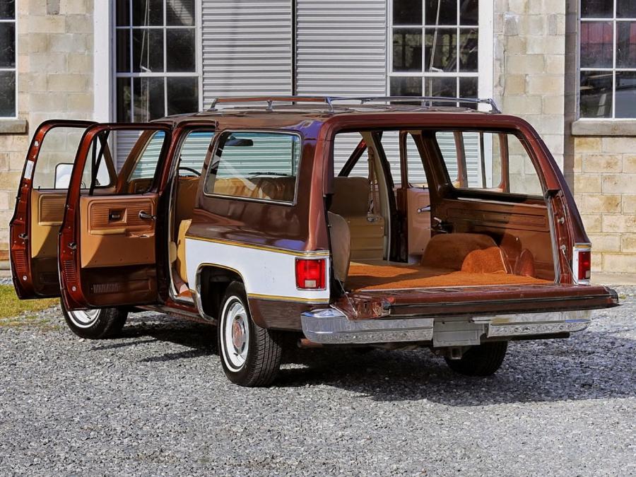  GMC C1500 Suburban Sierra Grande Pkg 1977 года  (фото 3 из 3)